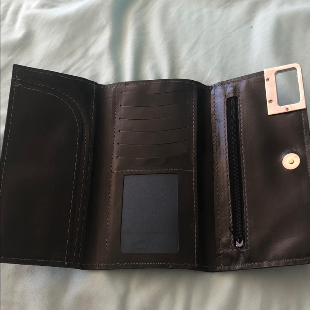 Wallet - Picture 3 of 4